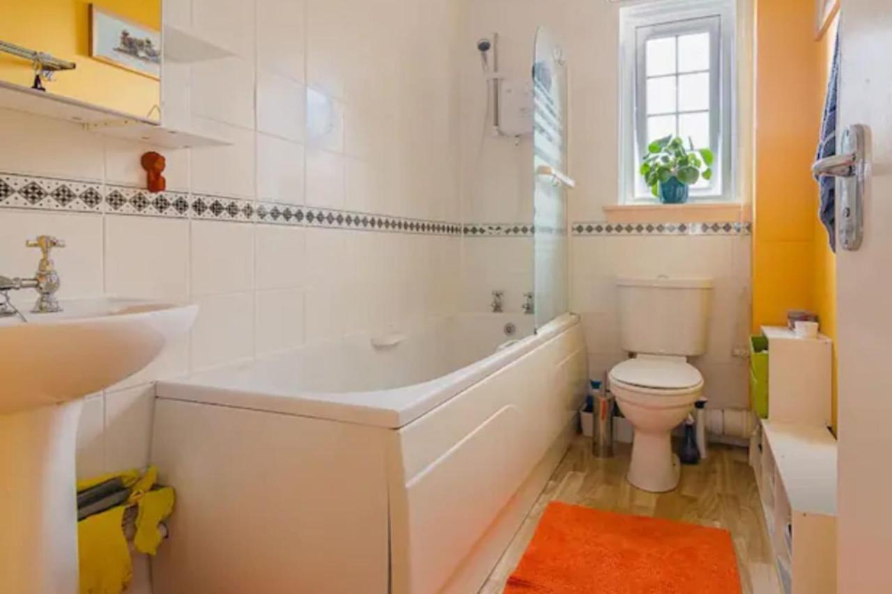 אדינבורו Guestready - Cosy & Bright - Central Flat מראה חיצוני תמונה
